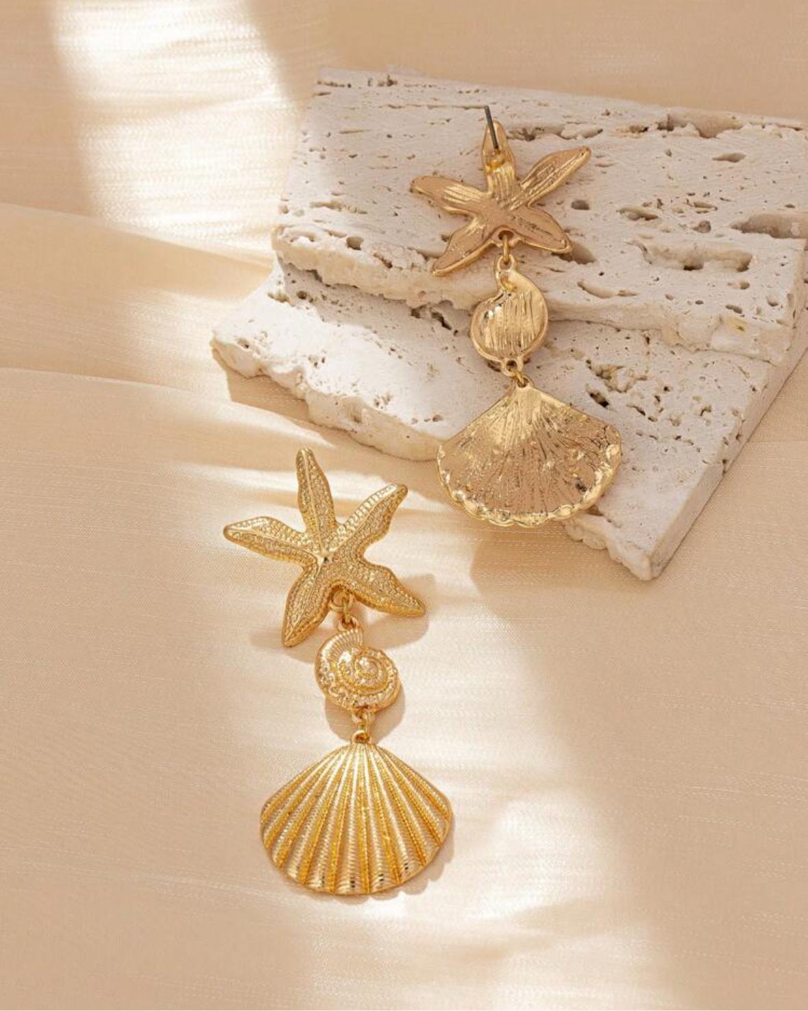 Shell Star Dangle earrings