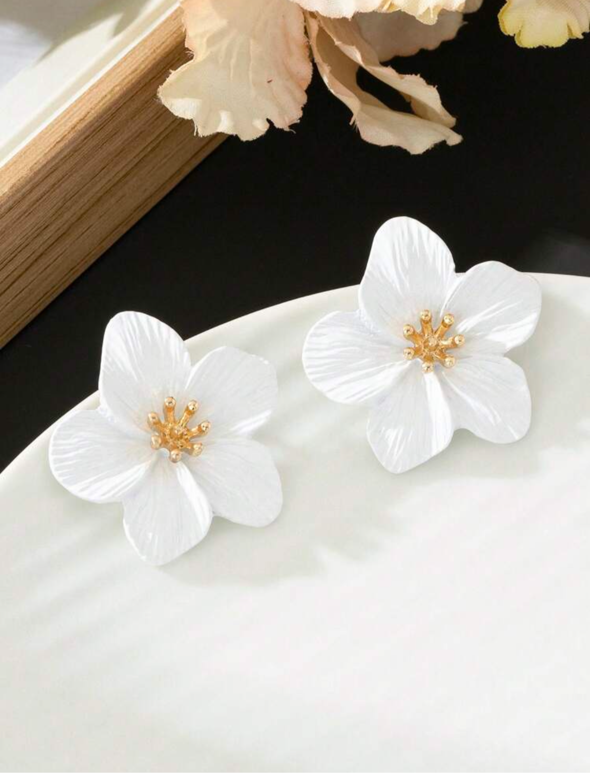 Leyla Earrings
